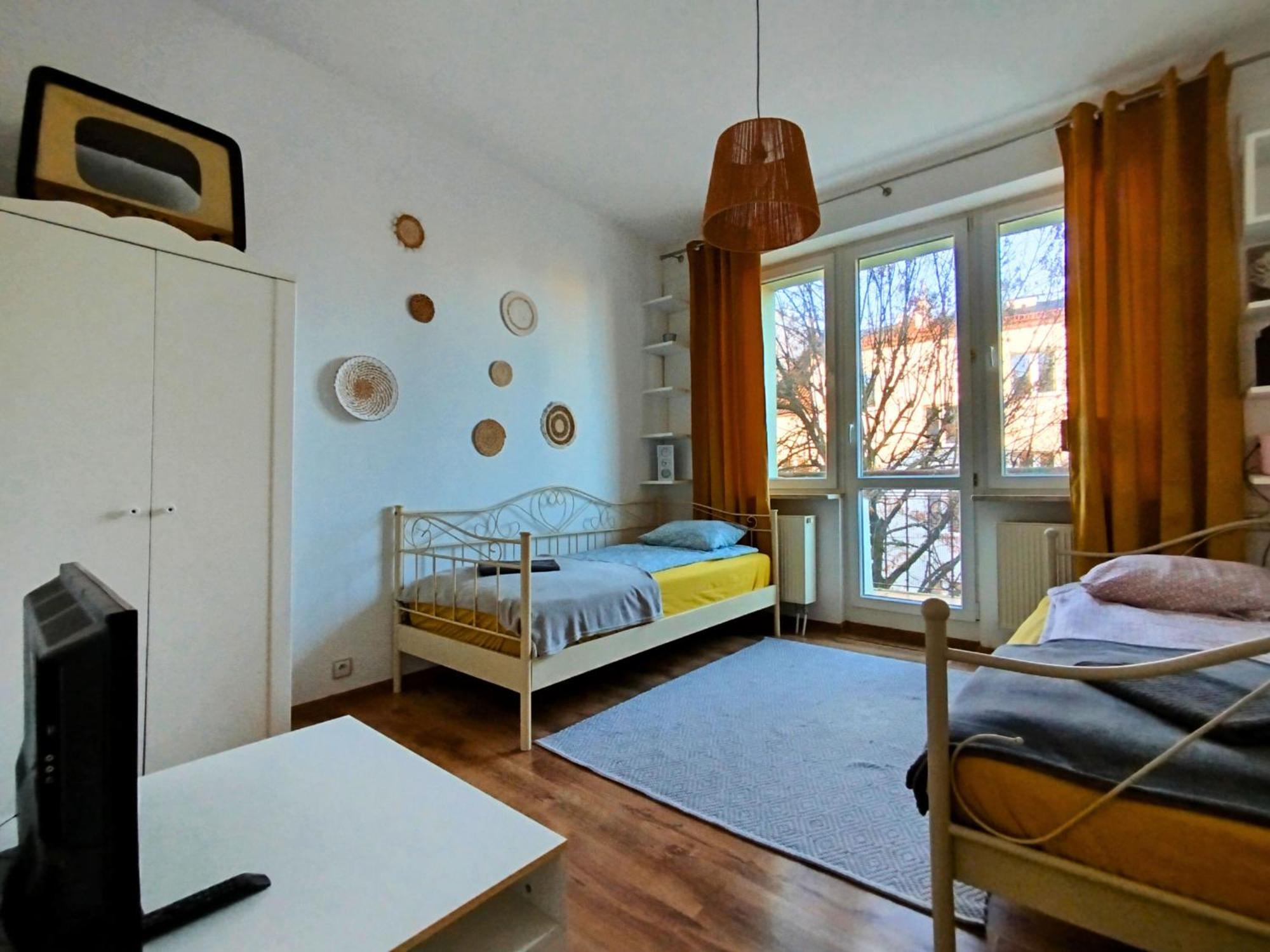 Apartament Z Ogrodem W Sercu Torunia Exterior photo