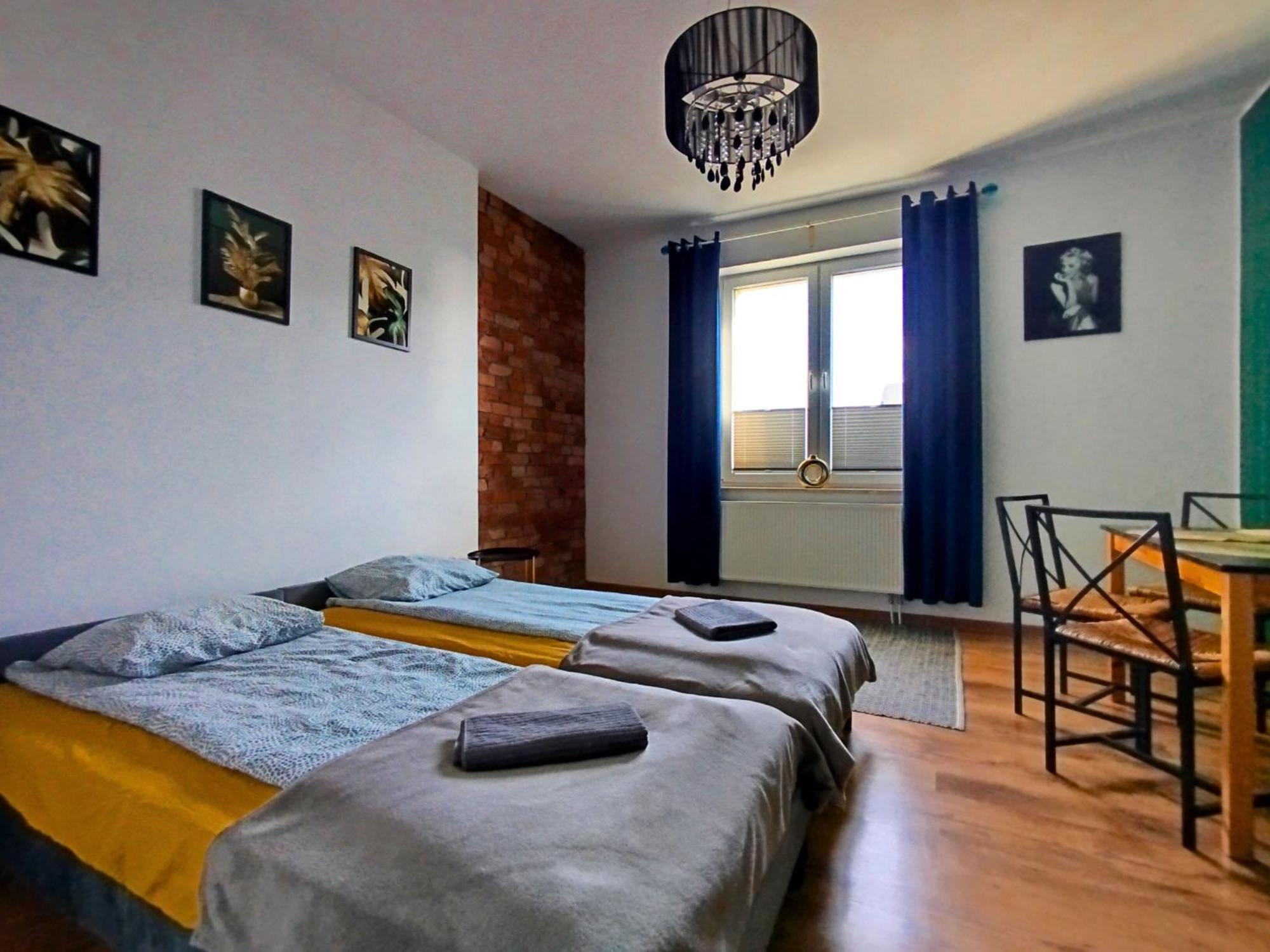 Apartament Z Ogrodem W Sercu Torunia Exterior photo