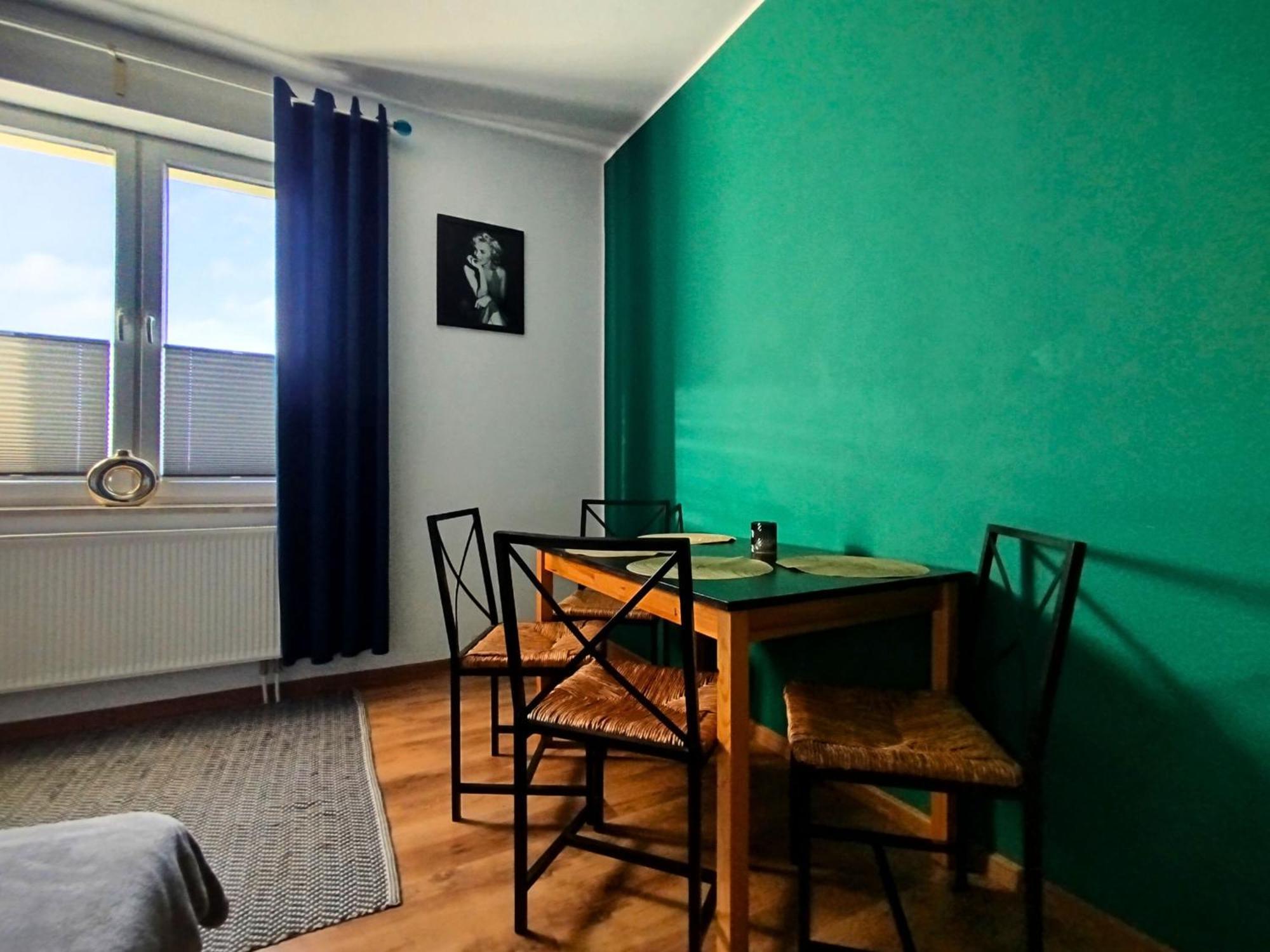 Apartament Z Ogrodem W Sercu Torunia Exterior photo